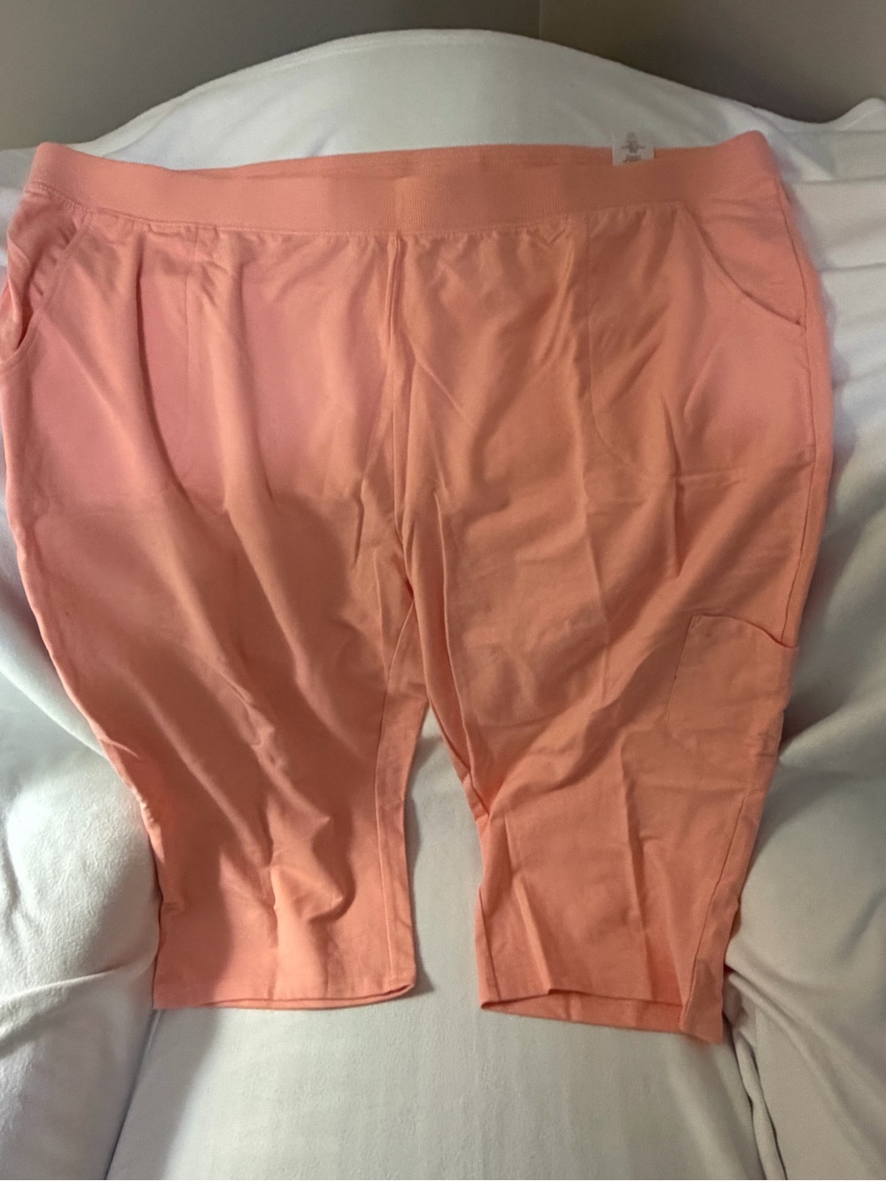 D&CO Active women’s capri pants